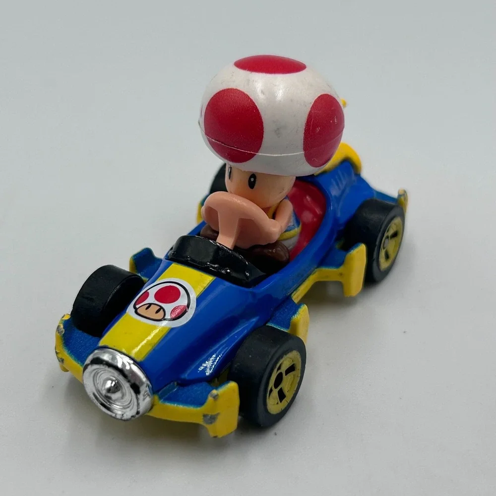 Nintendo‎ Mario Kart Toad Hot Wheels Diecast Kart Loose